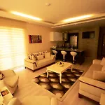 Aparthotel Efra 2*